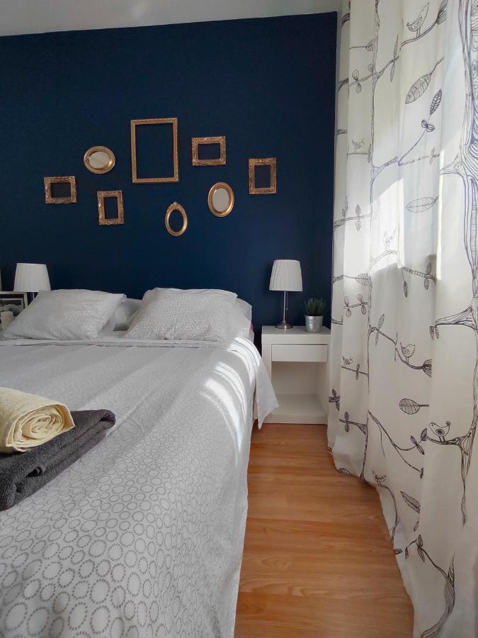 Apartments Karla I Ivano Mandre Εξωτερικό φωτογραφία