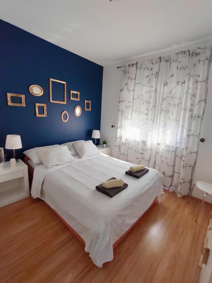 Apartments Karla I Ivano Mandre Εξωτερικό φωτογραφία
